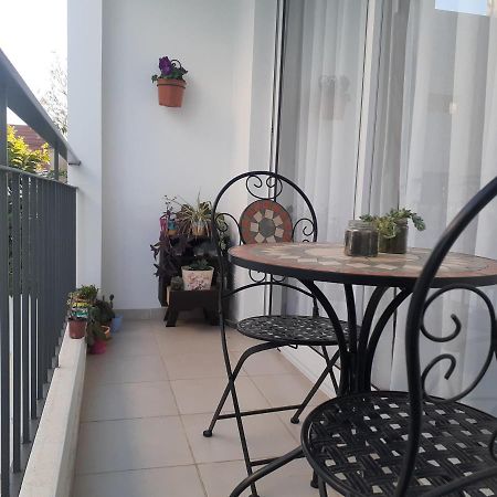Hermoso Departamento En Temperley Exterior photo